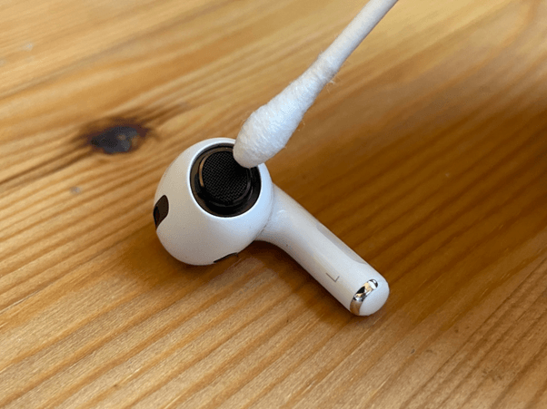 Clean the airpods
